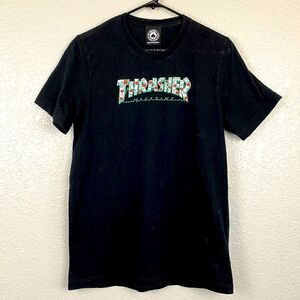 Thrasher Magazine Mens Crew Neck Roses Skateboarding T-Shirt Black Size M
